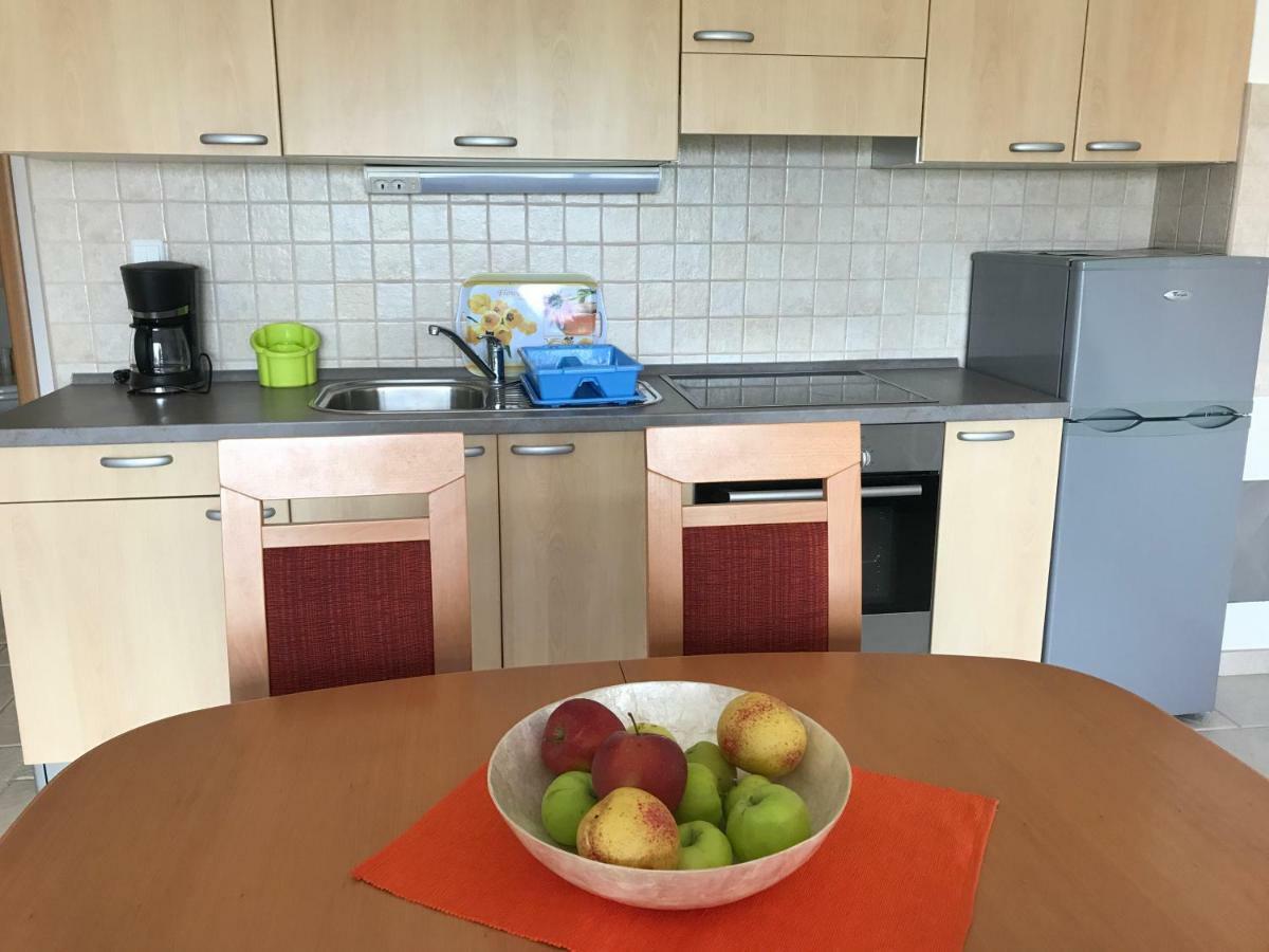 Apartmani Marija Klimno B Ngoại thất bức ảnh